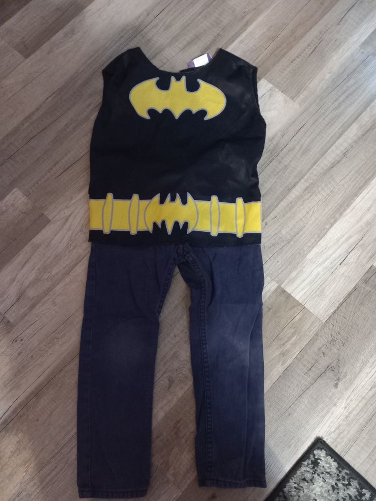 Stroj Batman 104 h&m