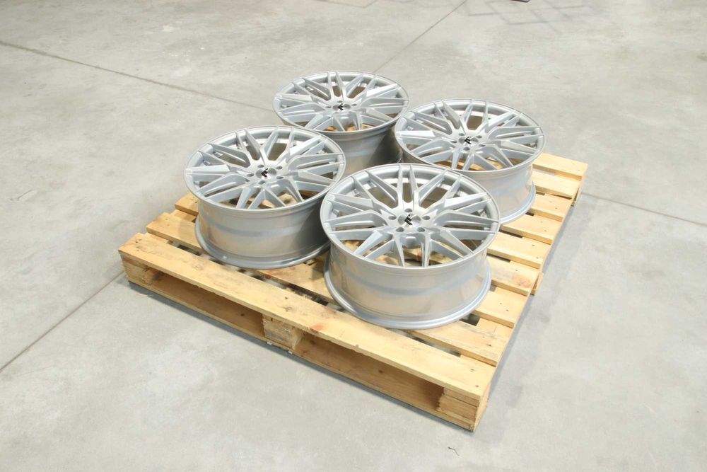 !OUTLET! Felgi Japan Racing JR28 18x7,5 ET30 +  ET35 5x100 Silver