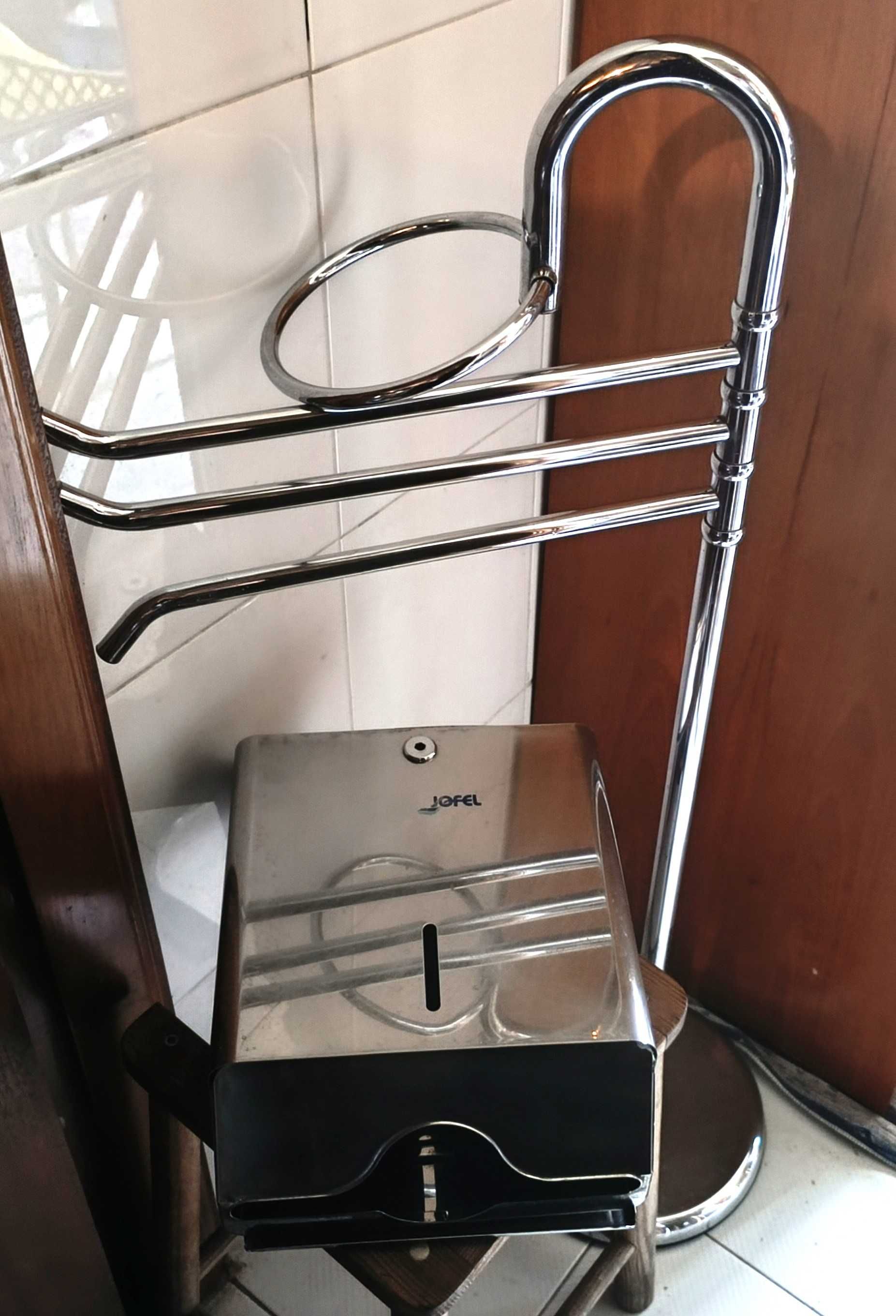 Conjunto em inox para WC