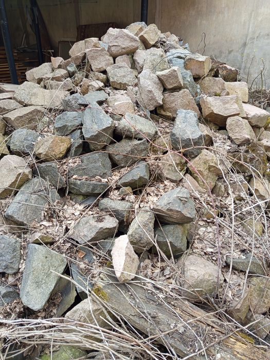 Продам камінь граніт, сірий та червоний