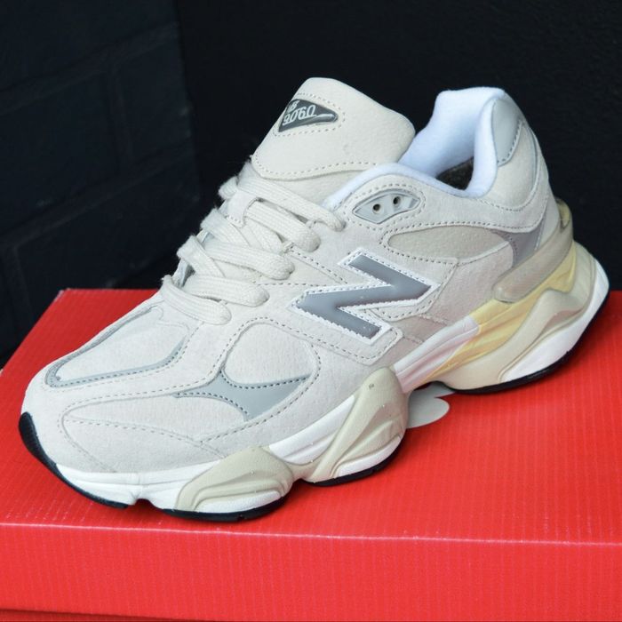New Balance 9060 Beige Gray бежеві з сірим, хутро кросівки жіночі