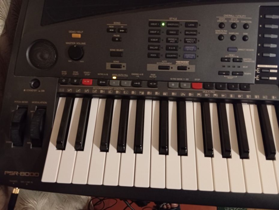 Синтезатор Yamaha psr 8000