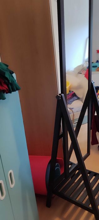 Espelho IKEA castanho escuro com suporte