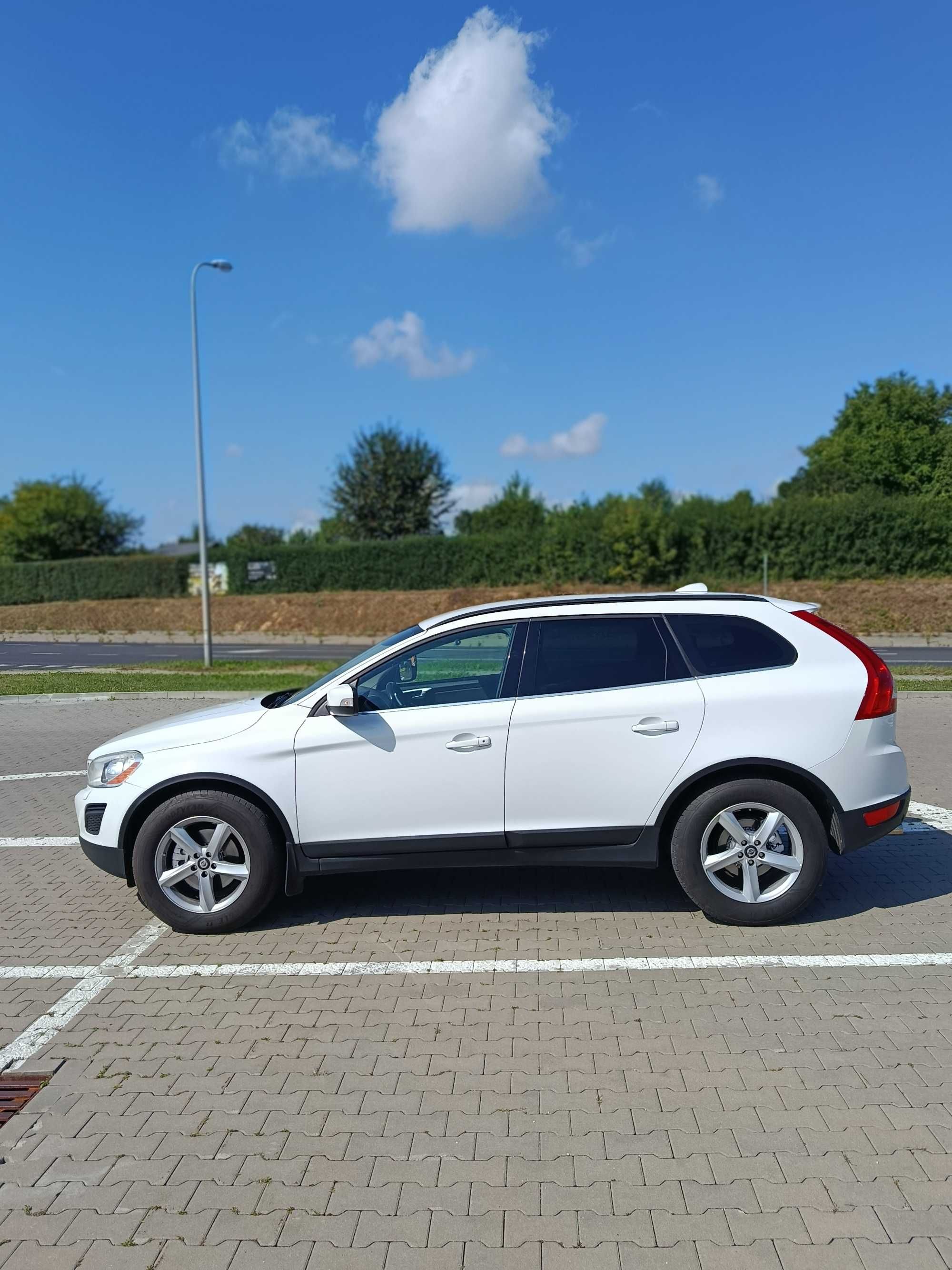 Volvo XC60 2011r 2.0 D3 163km