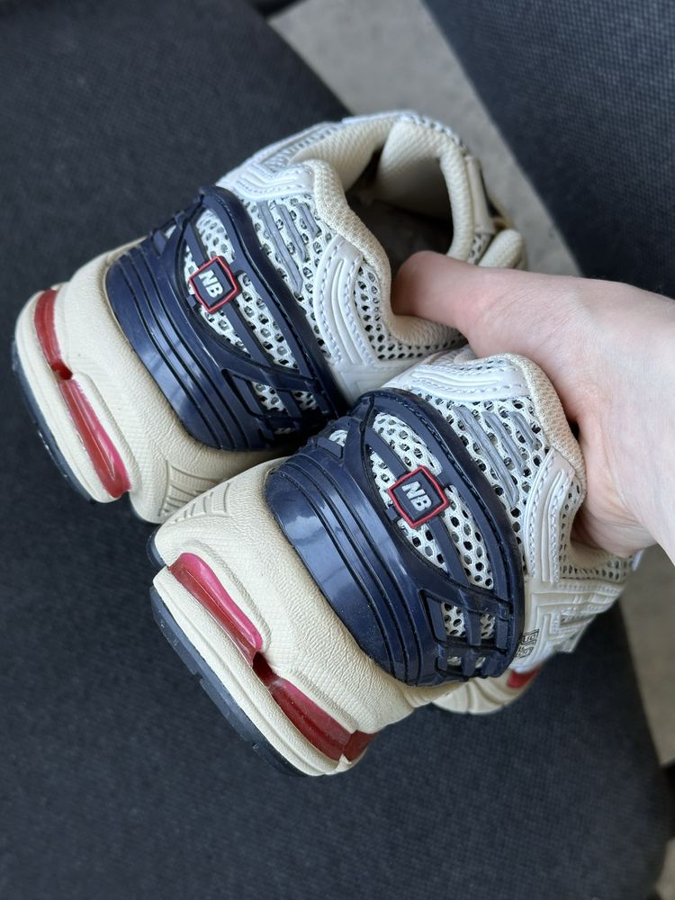 Продам Нью Беленс New Balance 1906R 41,42 розмір