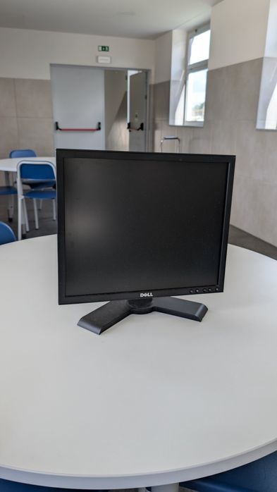 Ecrã Dell quadrado como novo de 19 polegadas