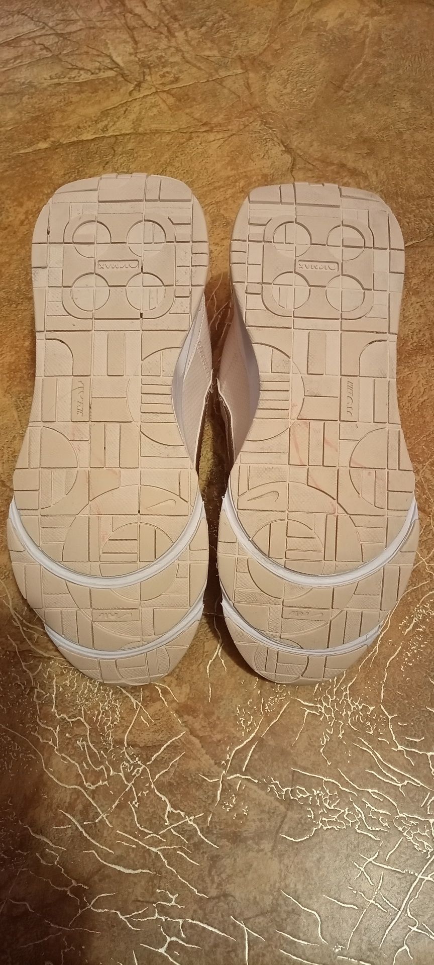 Кроссовки Nike (обувь из Европы)
