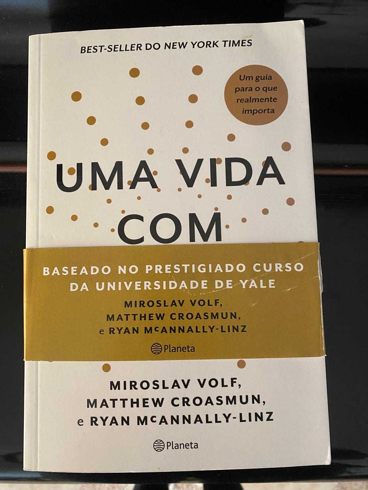 Livros de Romance e auto ajuda