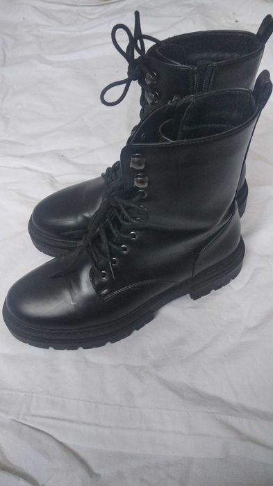 Buty botki czarne damskie trapery 39