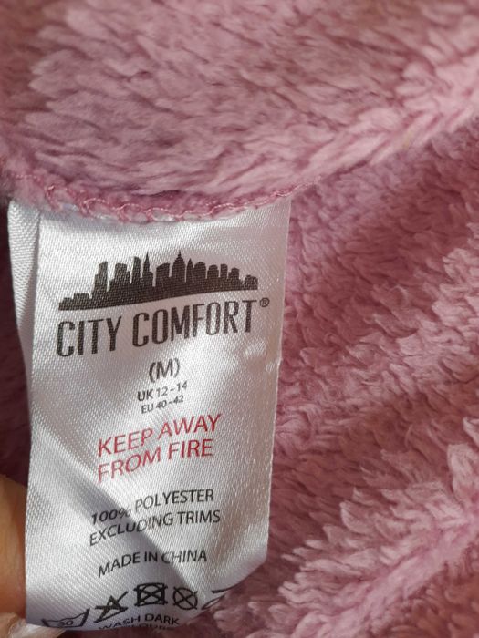 женский халат S . 44 р.