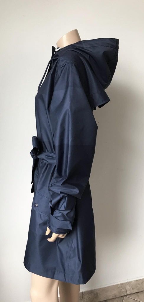 Helly Hansen płaszcz parka damska protection L/XL
rozmiar:L/XL 
kolor:
