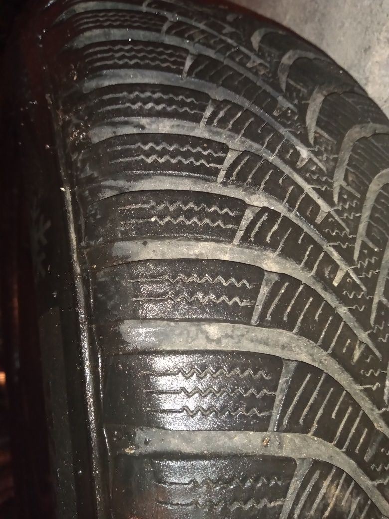 Opony zimowe 195/65 R15