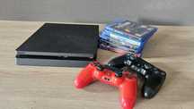 PlayStation 4 Slim 500 GB + 2 pady + 5 gier