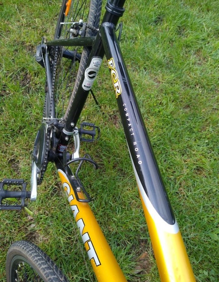 Rower trekkingowy aluminiowy Giant FCR koła 28 cali