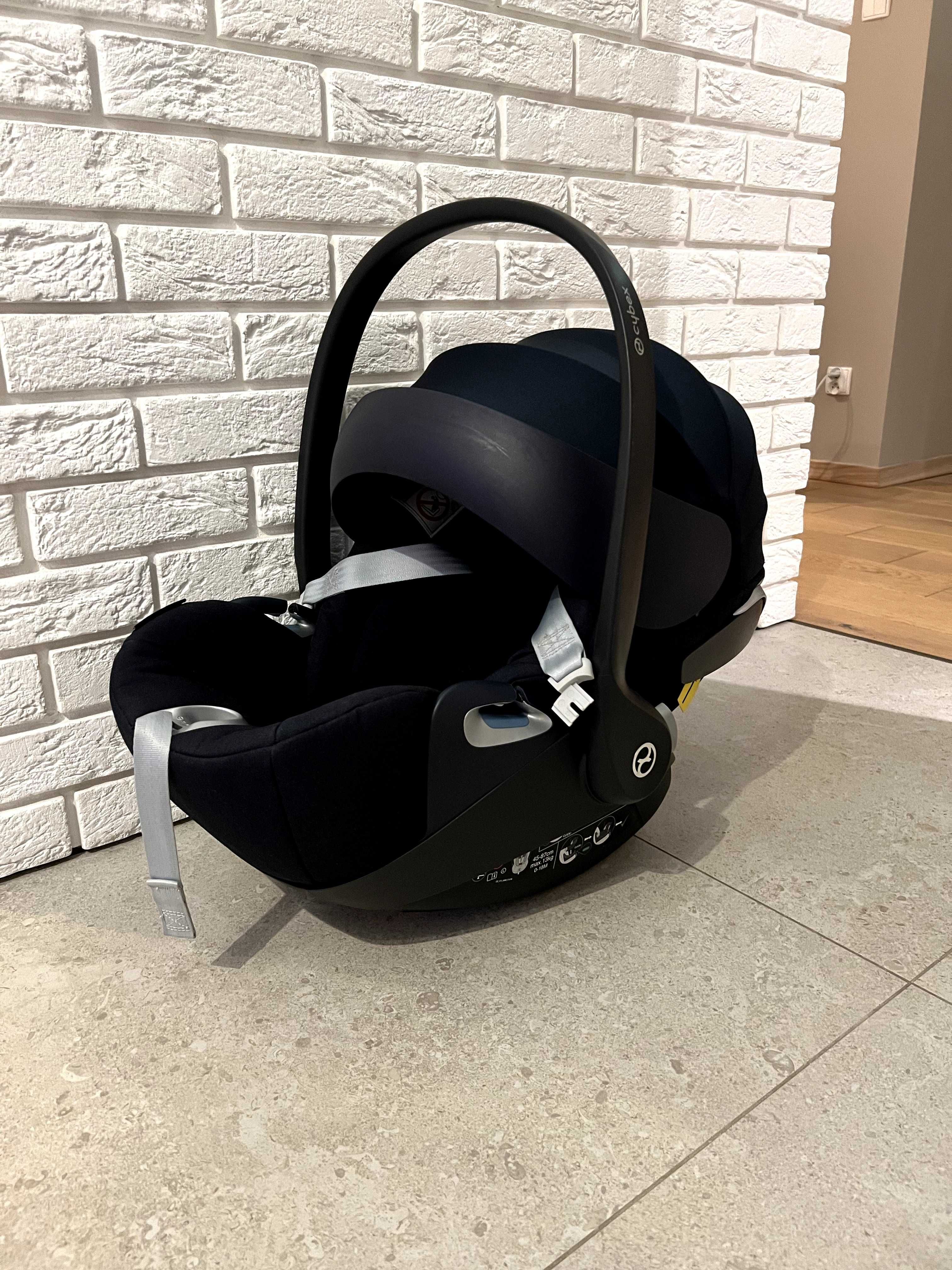 Fotelik samochodowy Cybex Cloud Z i-Size (kolor granatowy)