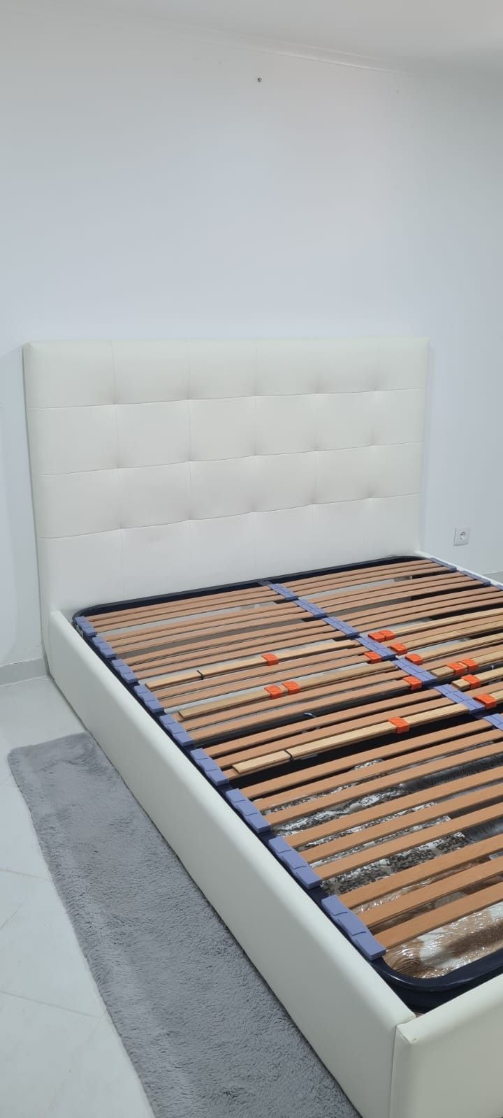 Vendo cama de casal