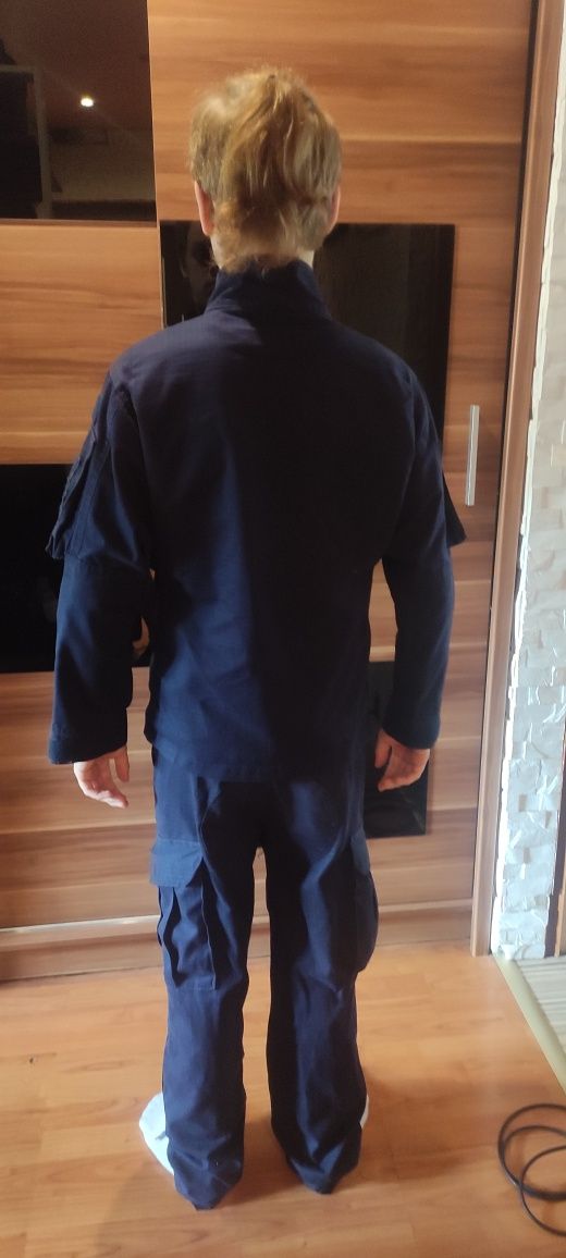 Mundur klasy policyjnej + logo szkoły