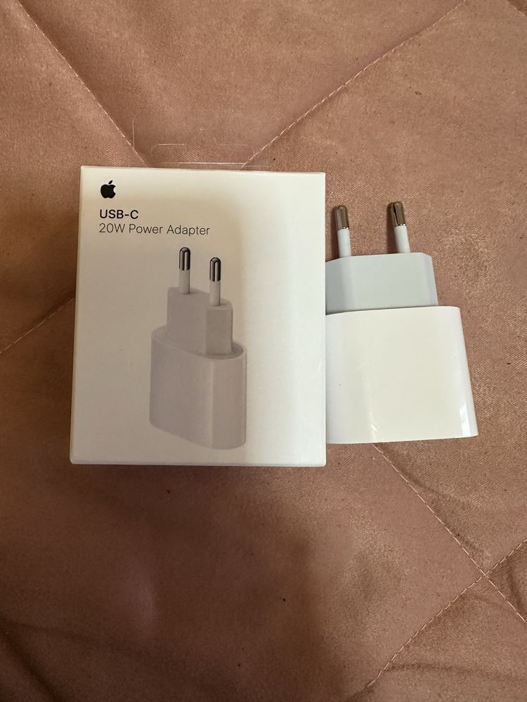 Новий Адаптер питания Apple USB-C Power Adapter 20W