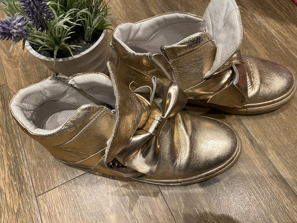 Buty botki  trzewiki carinii 37