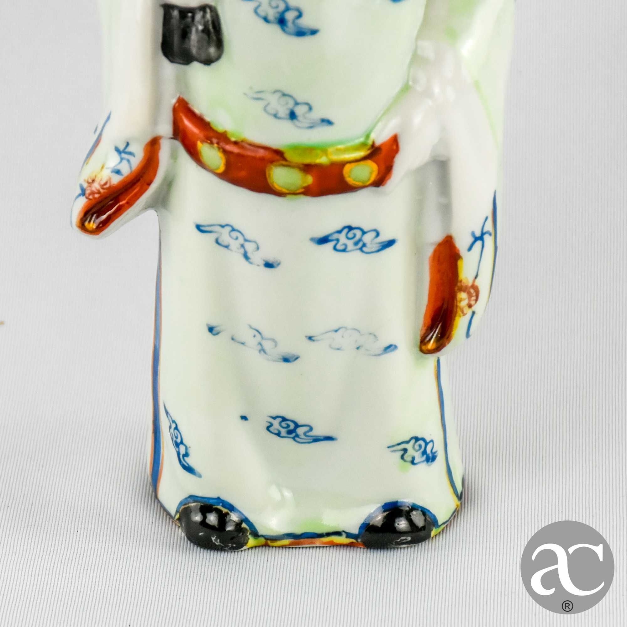 Figura de Imortal em porcelana da China