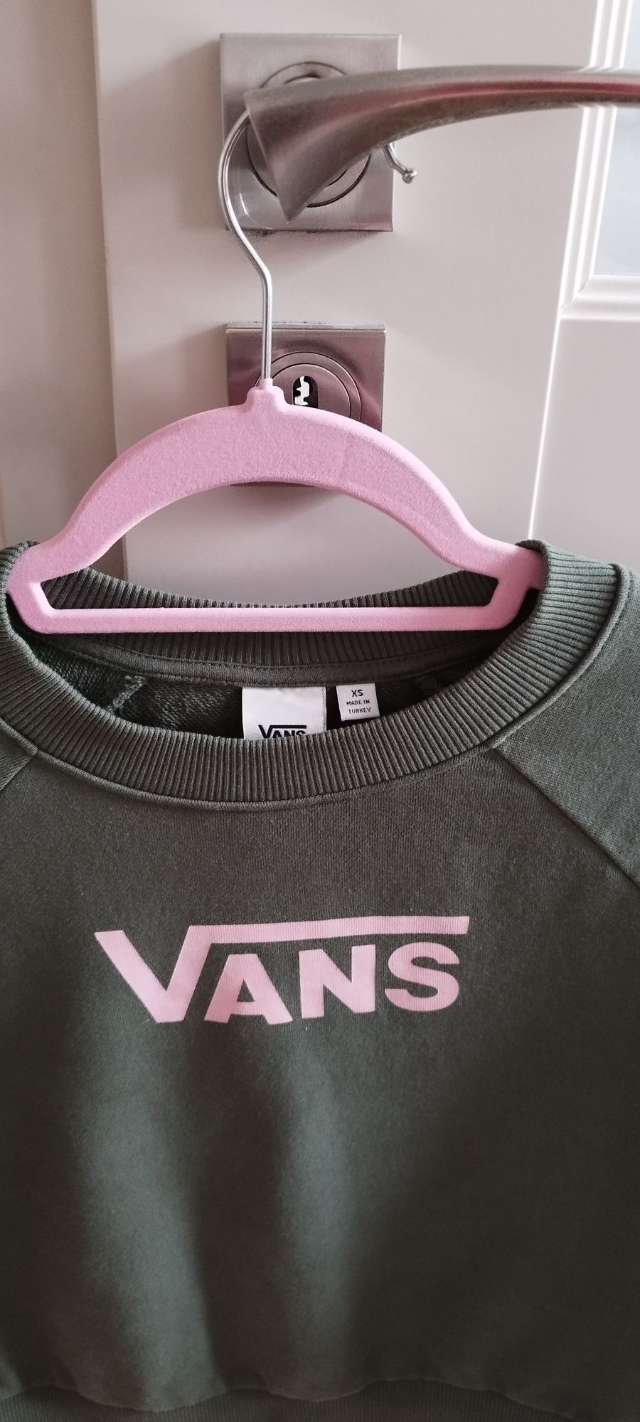 Bluza ciemnozielona Vans różowa