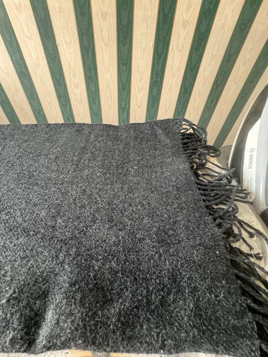 Piekne szale wielokolorowe 3 sztuki kazdy inny duże stan idealny