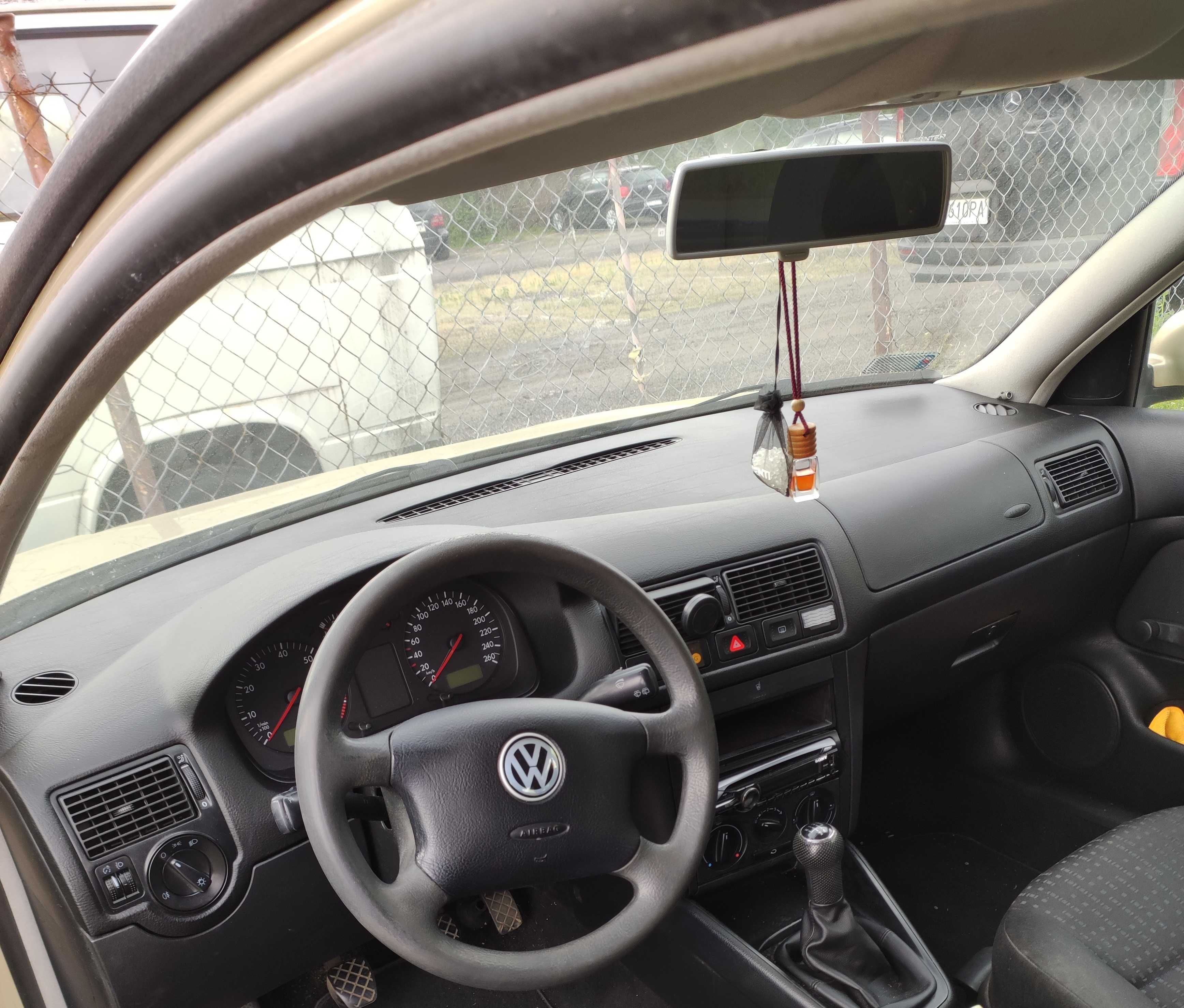 Volkswagen Golf IV