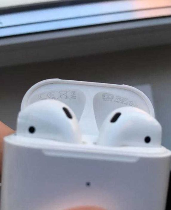 Беспроводные наушники Airpods 2 без 1в1 +чехол