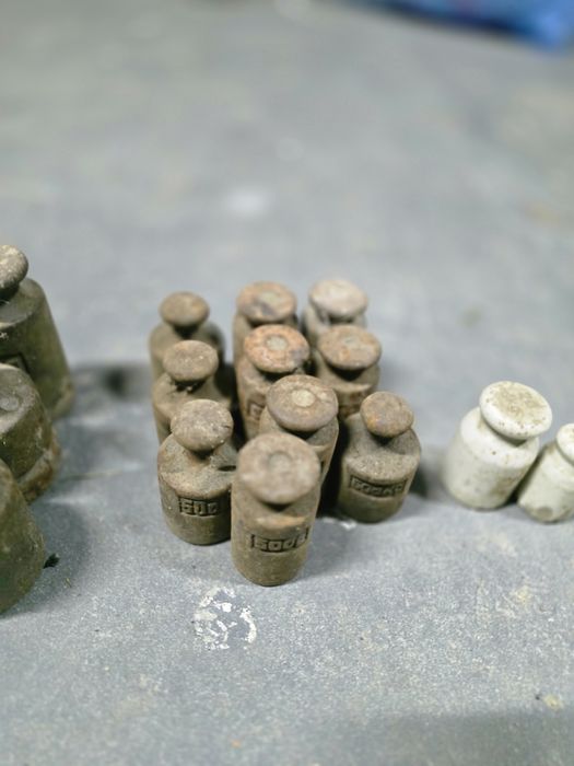 STARE ODWAŻNIKi CIĘżarki do WAGI Szalkowej