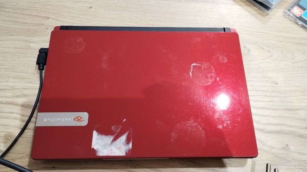 Sprzedam laptop notebook 10 cali Intel atom
