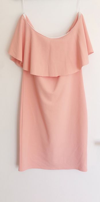 Sukienka morelowa rozmiar 40 z falbanką