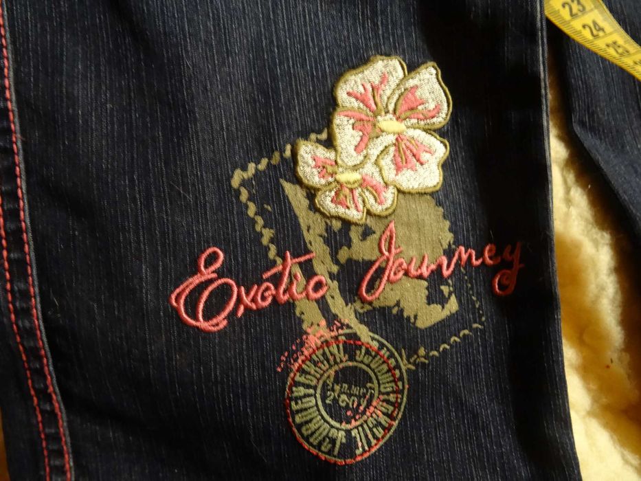 NEXT śliczny sweterek i spodnie dla dziewczynki 104 cm.