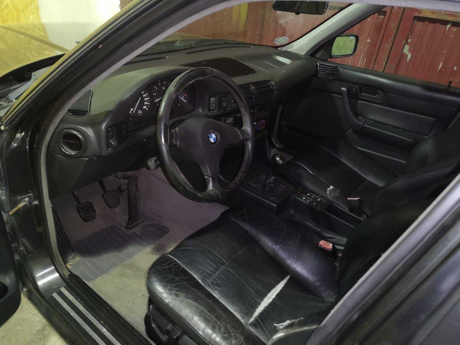 BMW E34 525i 24V _ Para Peças