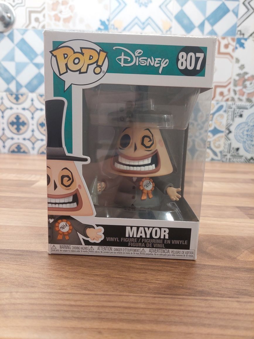 Funko pop mayor.