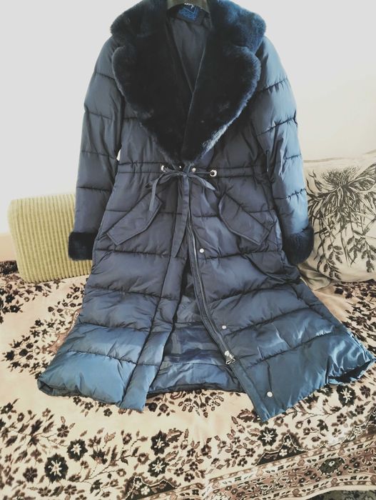 Piękny, nowy, mięciutki, ciepły, z miskiem