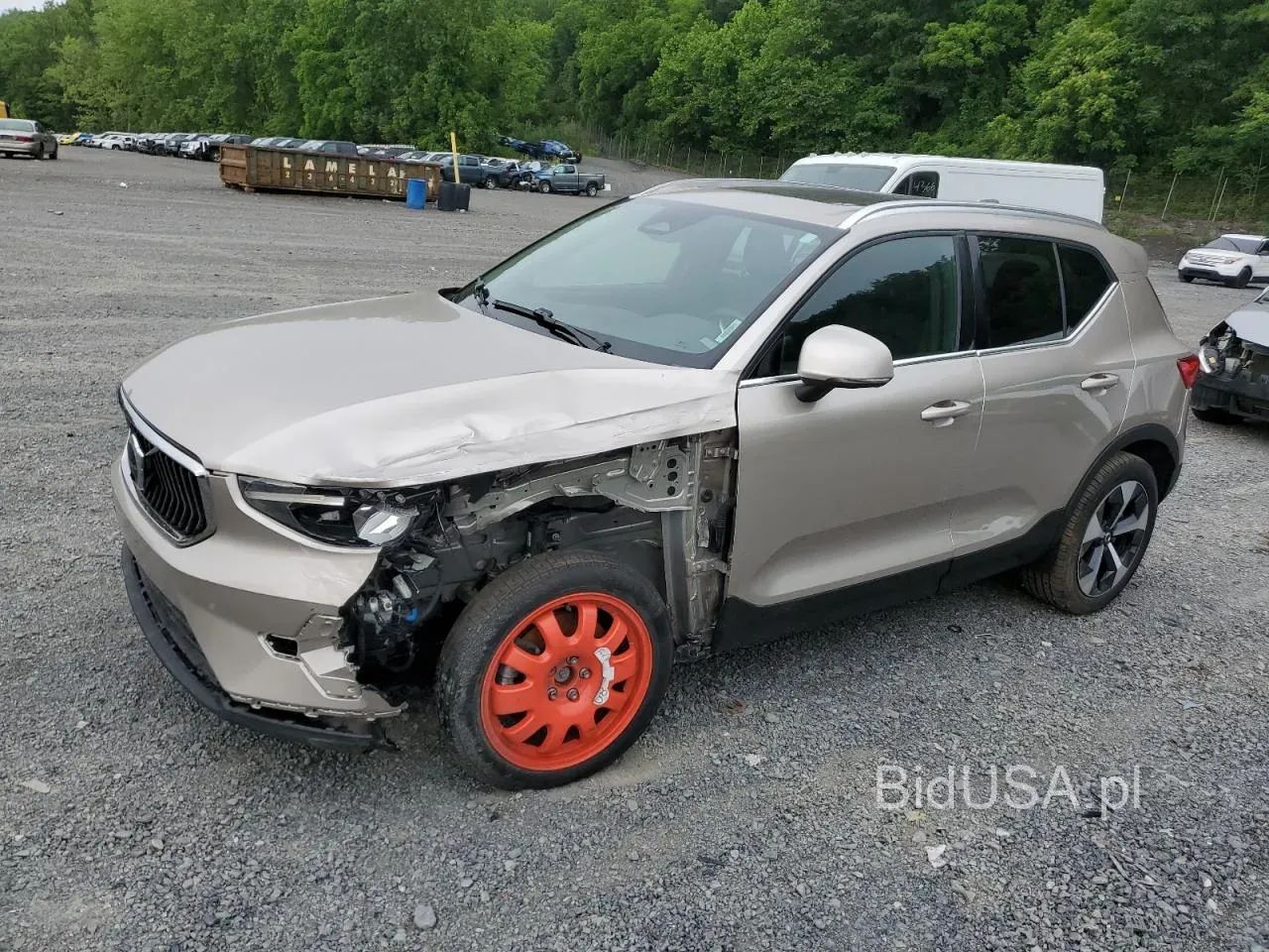Volvo XC 40 XC40 PLUS 4X4 pali jeździ - KUPIONY w transporcie do Polski