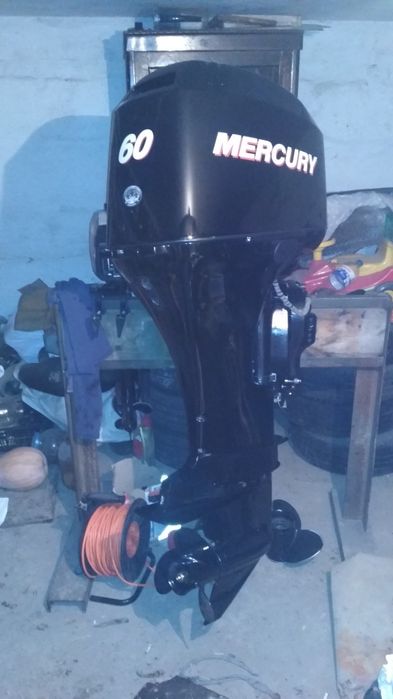 Лодочний мотор меркурі 60