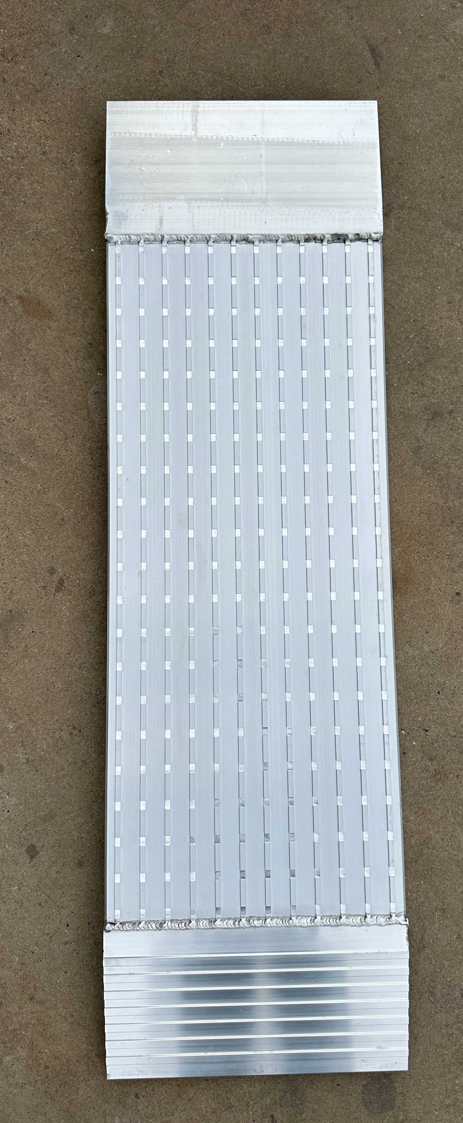 Alu Podjazdy Aluminiowe Trapy Najazdy 120cm Hit 4T Rampy Najazd Laweta
