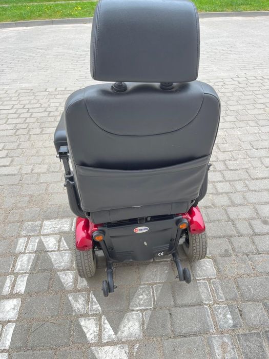 Sprzedam elektryczny wózek dla inwalidy