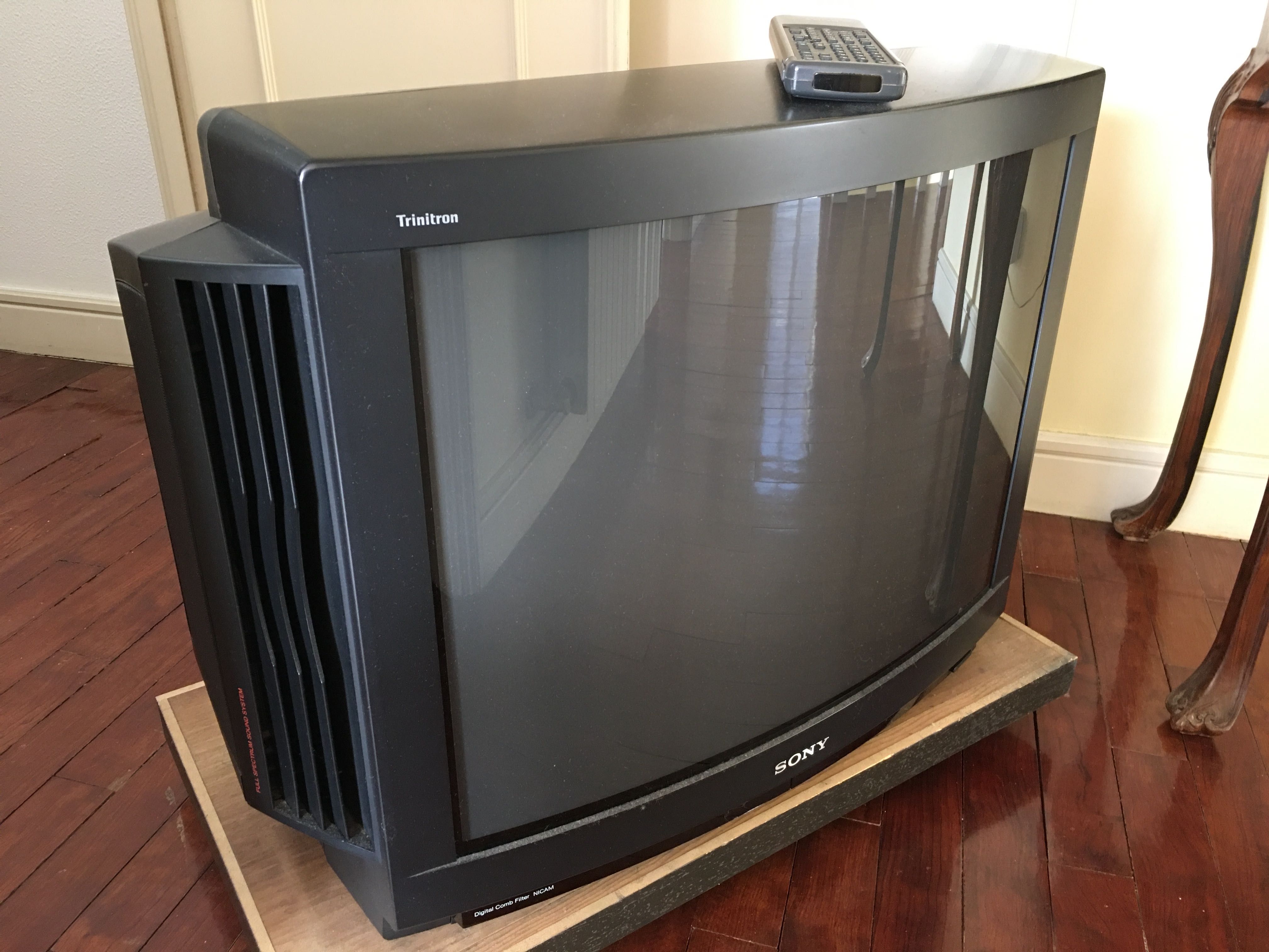 TV SONY Trinitron 29" KV-A2923E