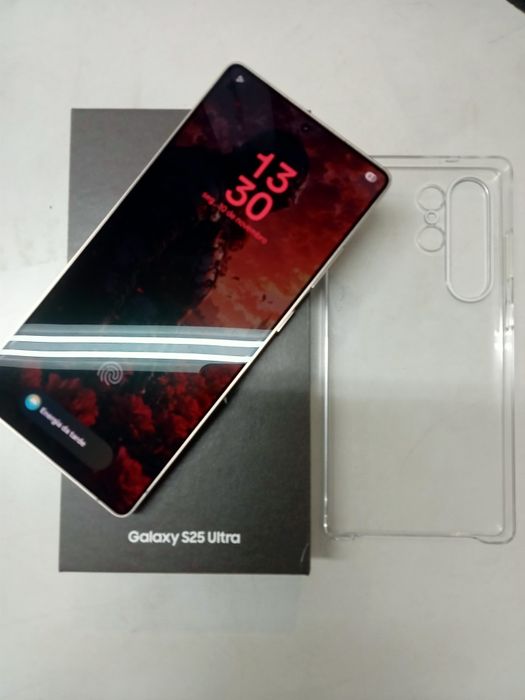 Samsung Galaxy S25 Ultra Black Titanium-Novo