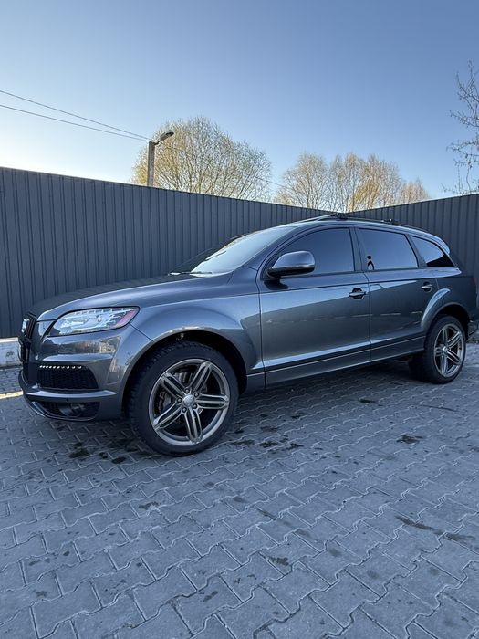 AUDI Q7 2015 рік