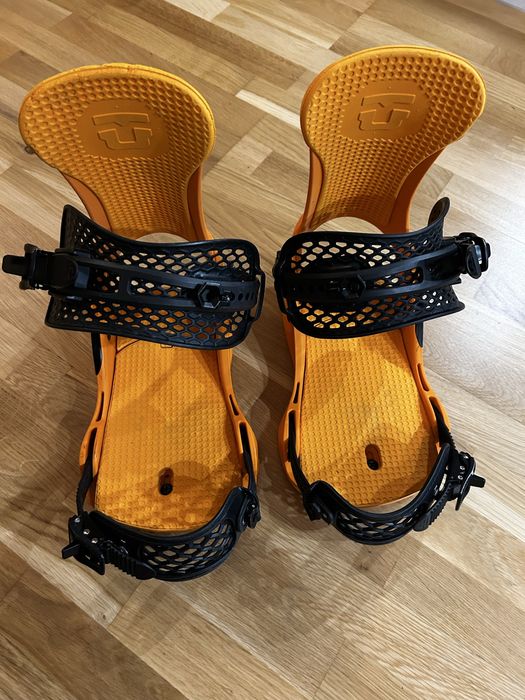 Wiazania snowboardowe Union Force M