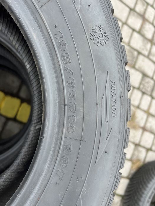 Резина 195.65.14 комплект, зима як нова