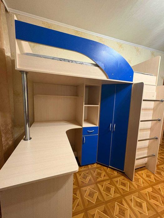 Дитяче ліжко-горище