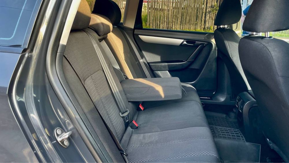 Volkswagen Passat B7 2011