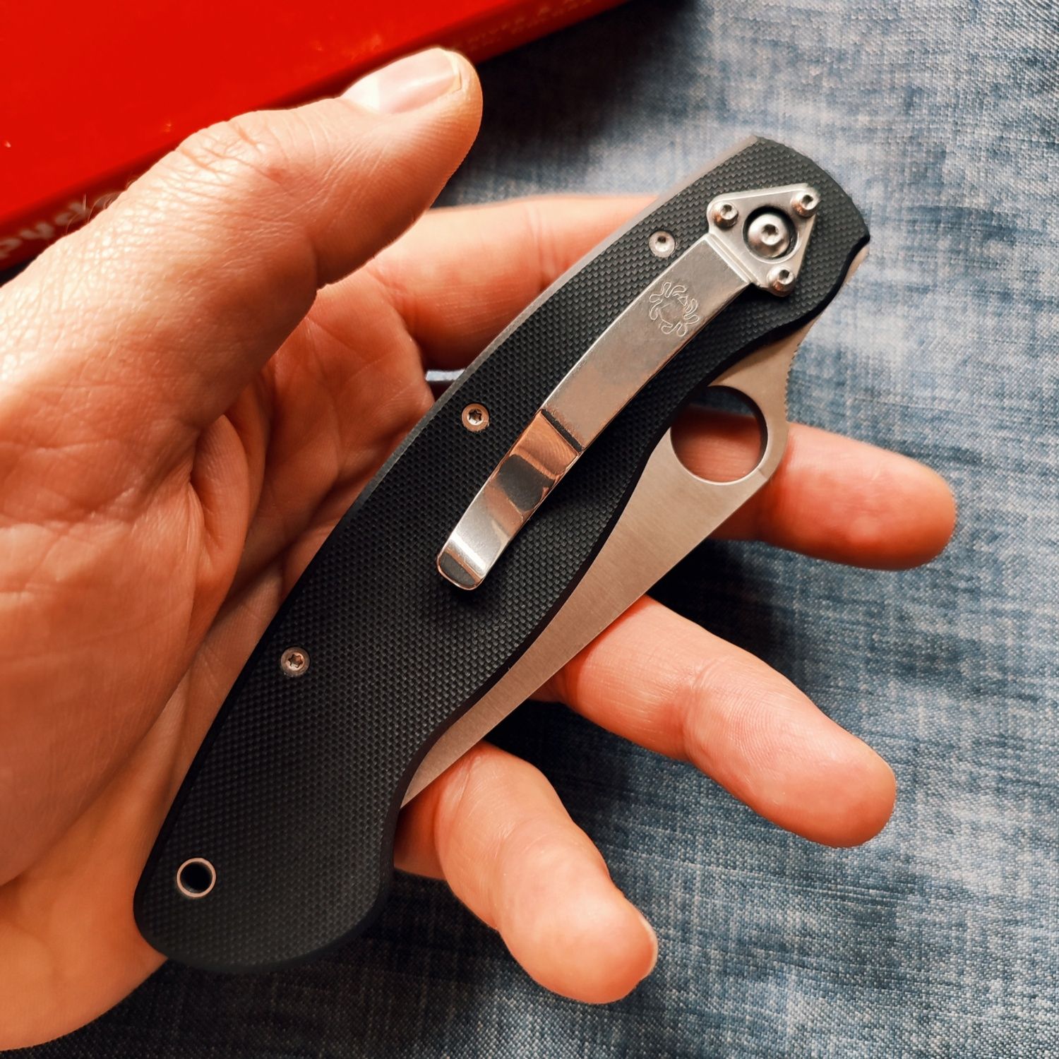 Нож Spyderco Military C36