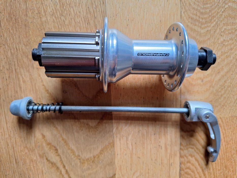 Rowerowe piasty CAMPAGNOLO (przód, tył) nowe