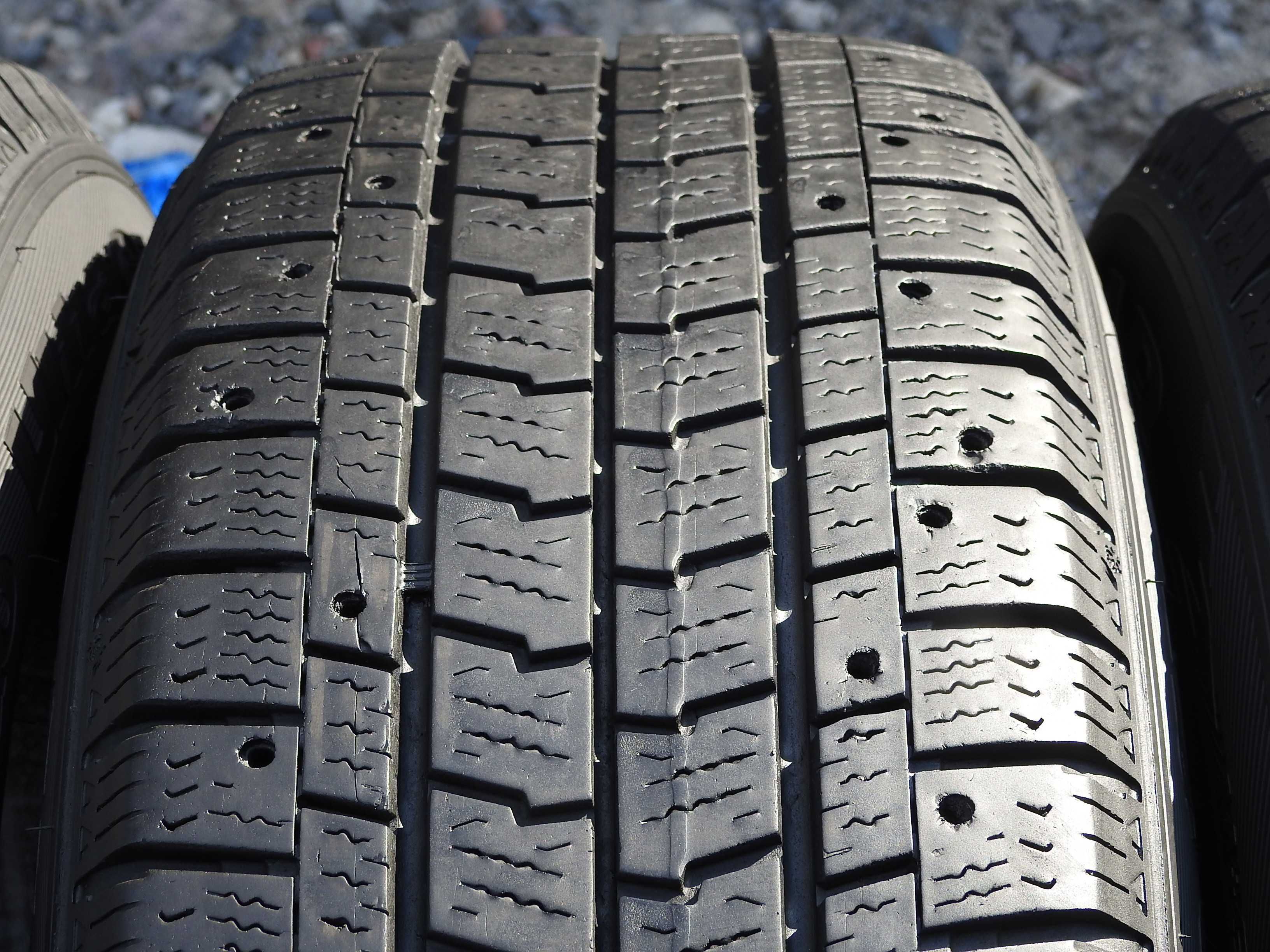 2xGoodyear vector cargo ultra grip CUG 2 215/65r16c 109t 8,5/6,5mm 19r