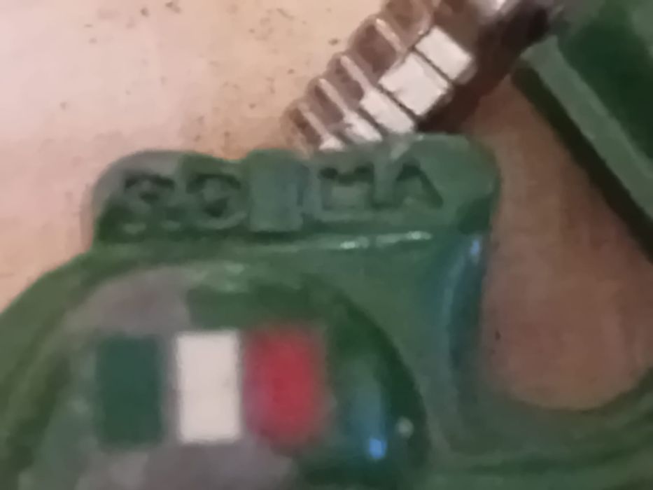 Porta-chave italiano antigo Vespa